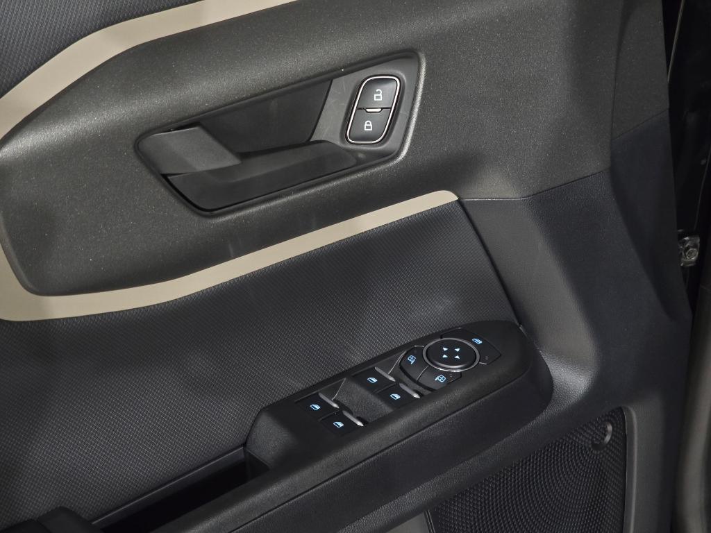 new 2025 Ford Bronco Sport car, priced at $31,977