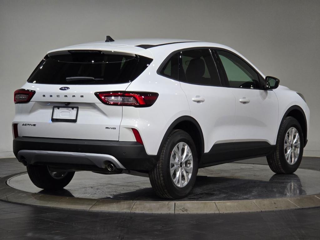 new 2025 Ford Escape car, priced at $29,476