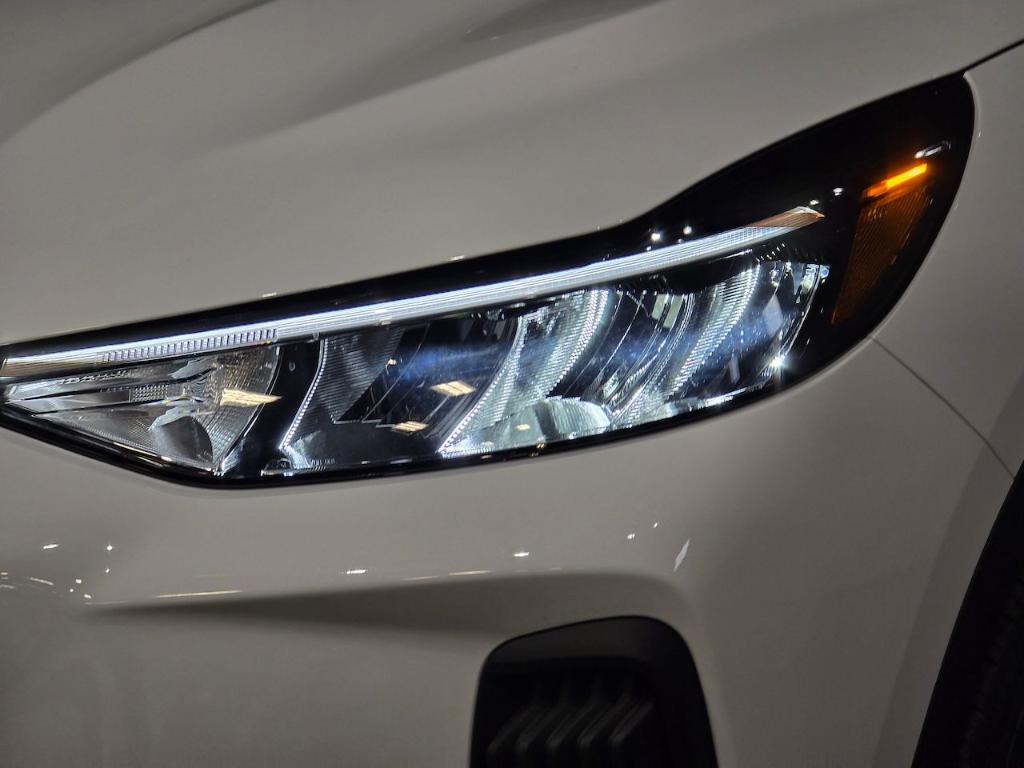 new 2025 Ford Escape car, priced at $29,476