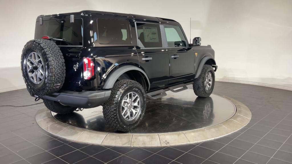 new 2024 Ford Bronco car, priced at $55,053