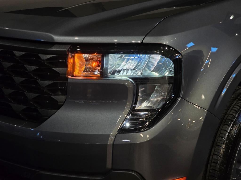 new 2025 Ford Maverick car, priced at $30,342