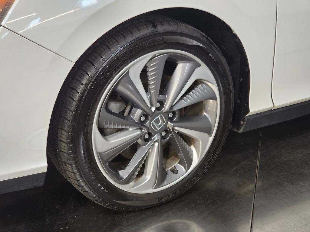used 2018 Honda Clarity Plug-In Hybrid car, priced at $25,743