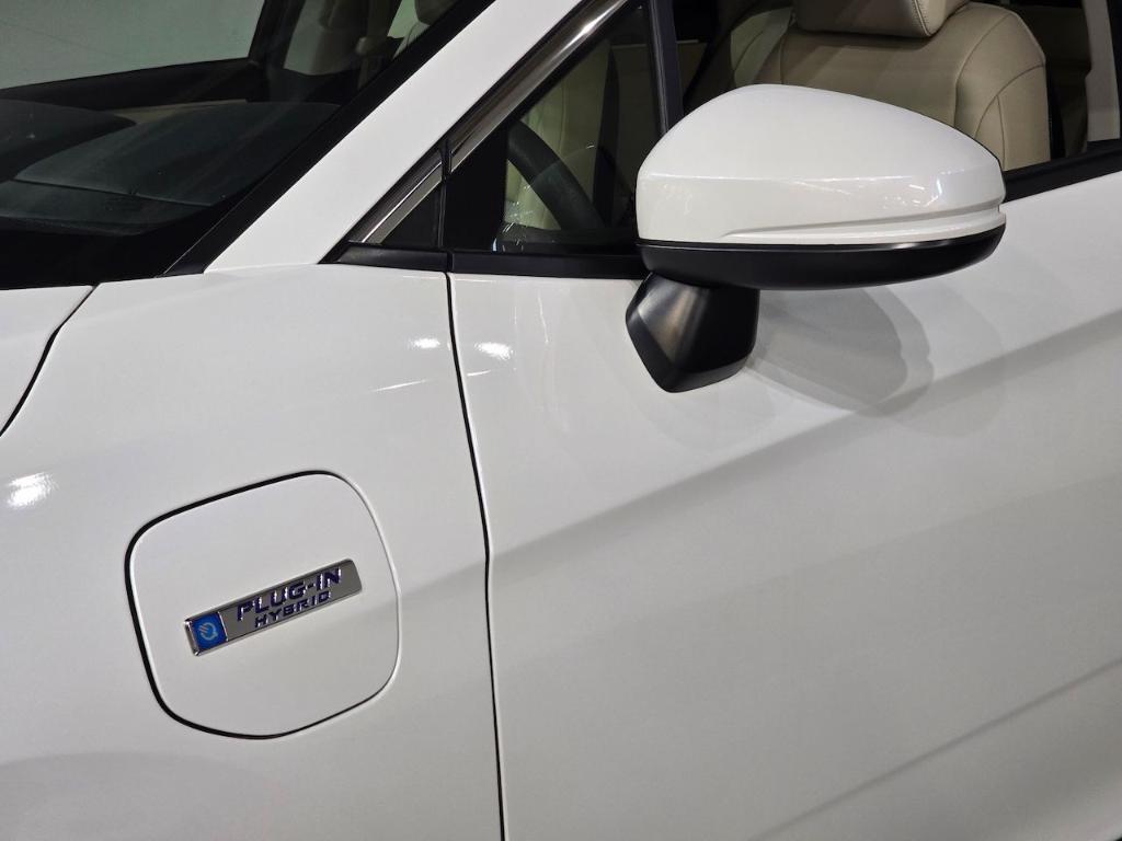 used 2018 Honda Clarity Plug-In Hybrid car, priced at $25,743