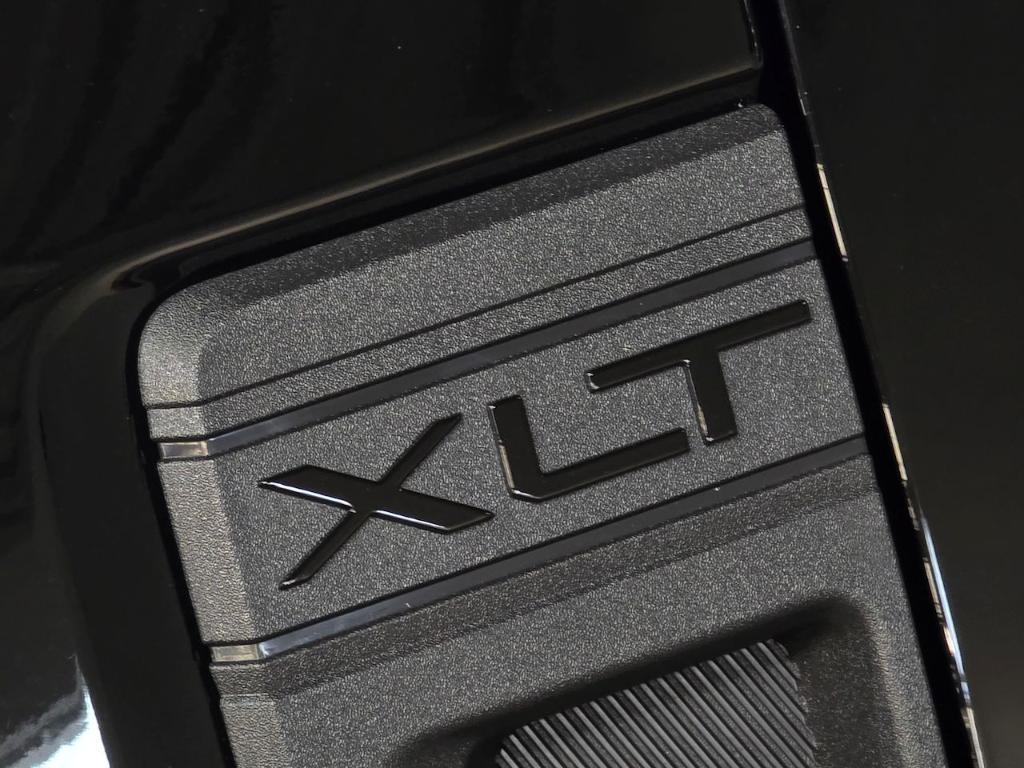 new 2025 Ford Maverick car, priced at $35,246