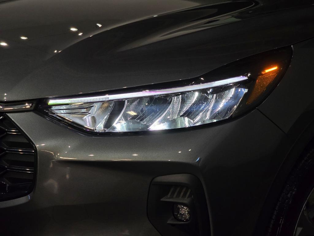 new 2026 Ford Escape car, priced at $33,575