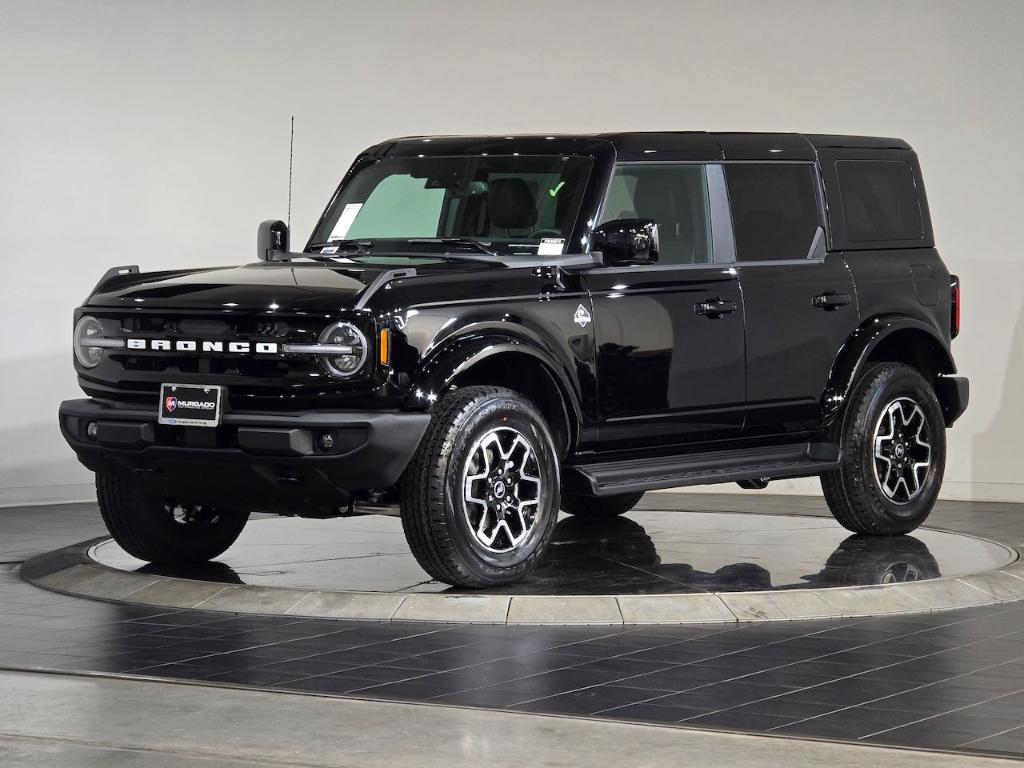 new 2025 Ford Bronco car, priced at $45,258