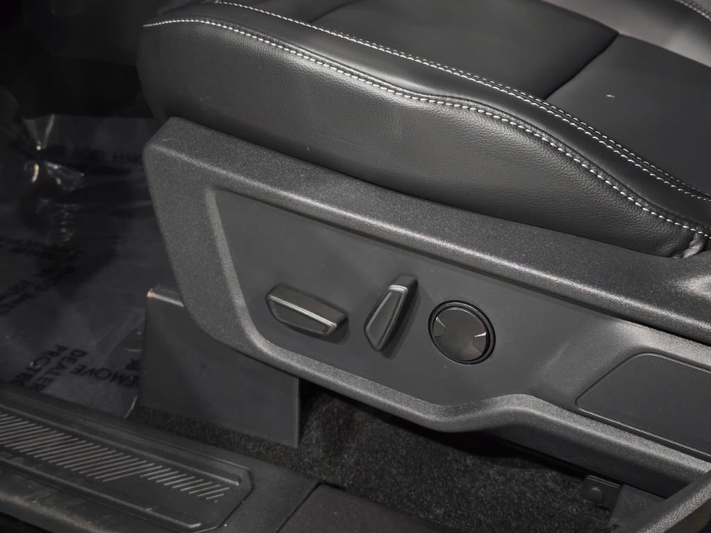 new 2025 Ford Bronco car, priced at $45,258