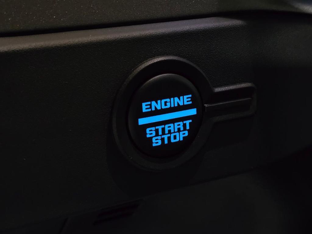 new 2025 Ford Bronco car, priced at $45,258