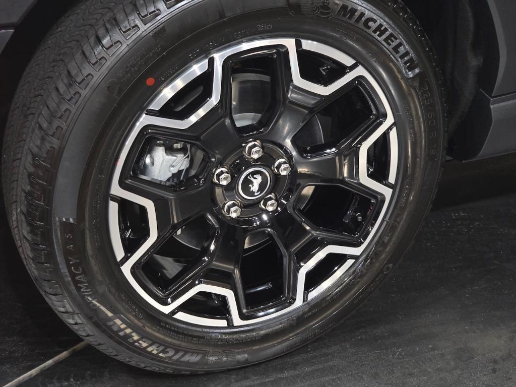 new 2025 Ford Bronco Sport car, priced at $41,660