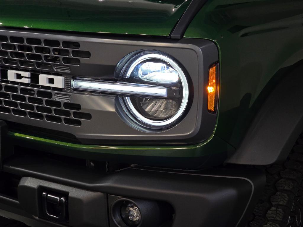 new 2025 Ford Bronco car, priced at $55,672