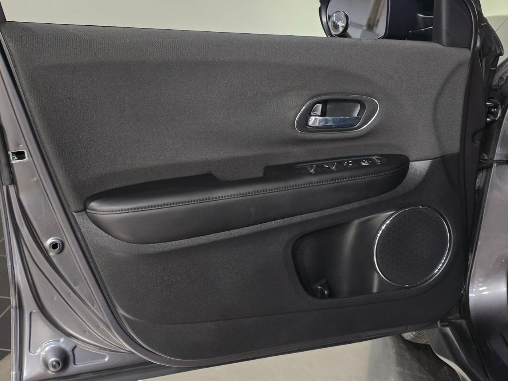 used 2022 Honda HR-V car, priced at $22,965