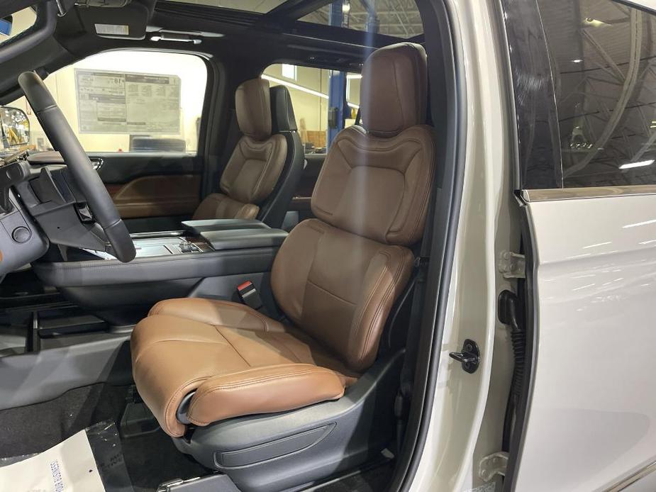 new 2024 Lincoln Navigator car, priced at $94,199