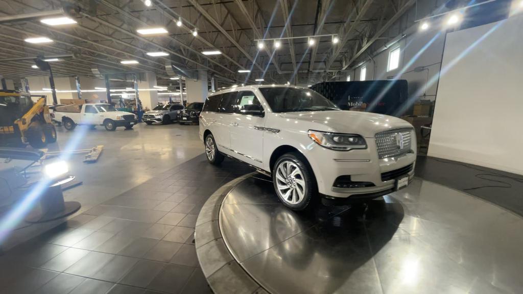 new 2024 Lincoln Navigator car, priced at $94,199