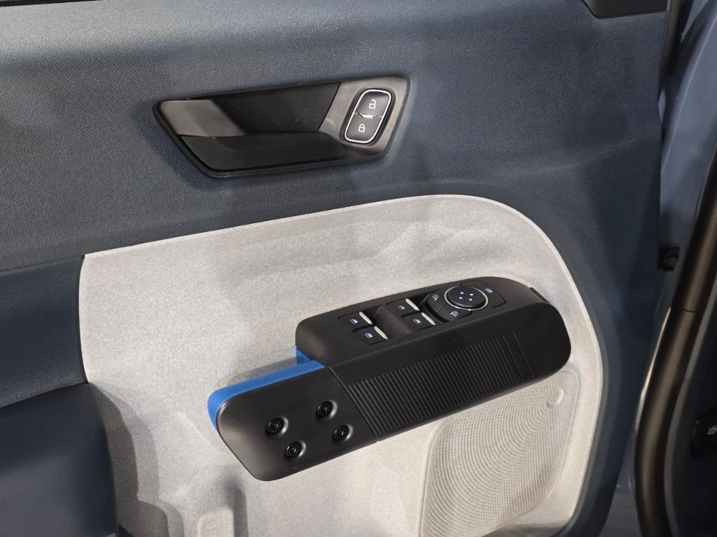 new 2025 Ford Maverick car, priced at $32,102