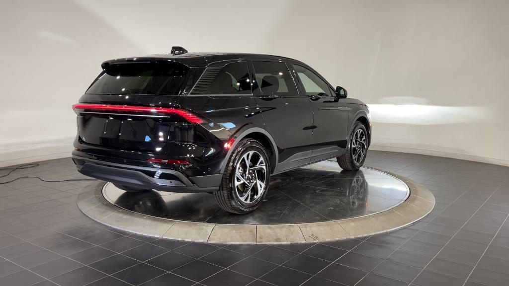 new 2024 Lincoln Nautilus car, priced at $56,295