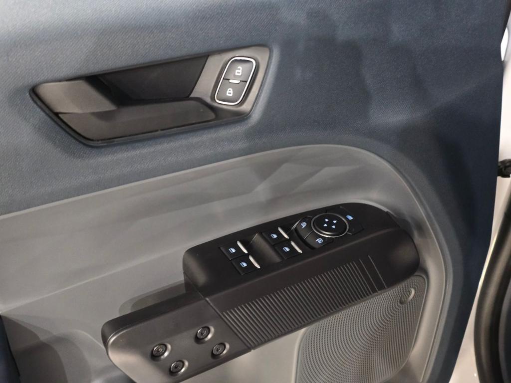 new 2025 Ford Maverick car, priced at $34,194
