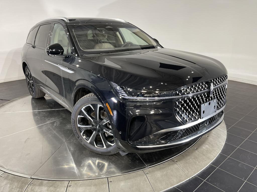 new 2024 Lincoln Nautilus car, priced at $56,599