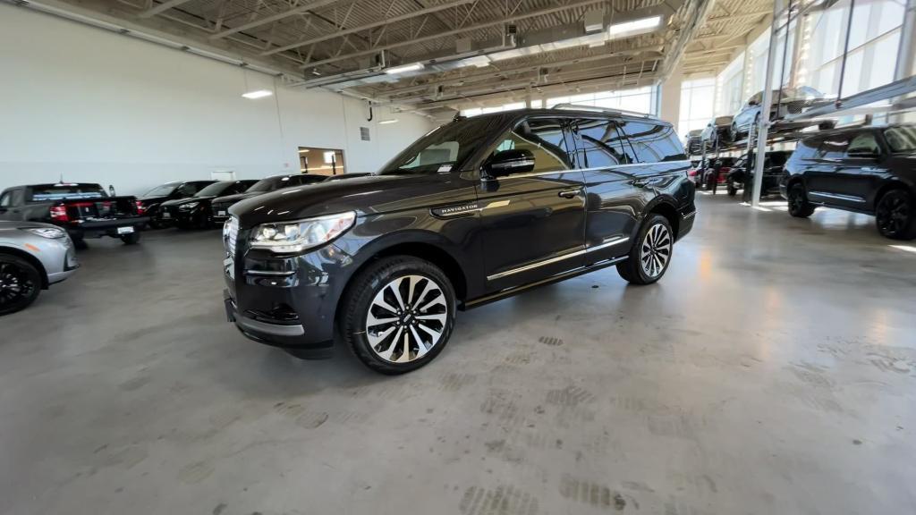 used 2024 Lincoln Navigator car, priced at $89,998