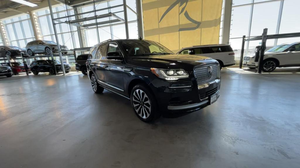 used 2024 Lincoln Navigator car, priced at $89,998