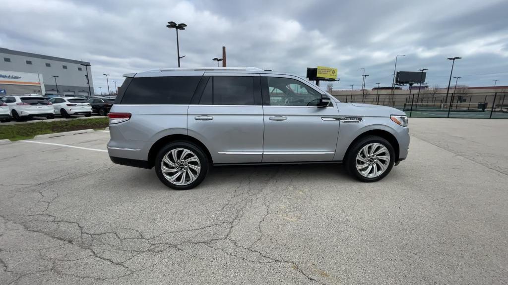 used 2024 Lincoln Navigator car, priced at $82,719