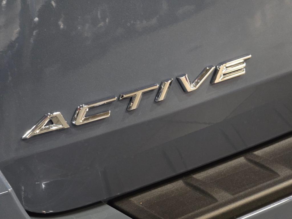 new 2025 Ford Explorer car, priced at $39,818