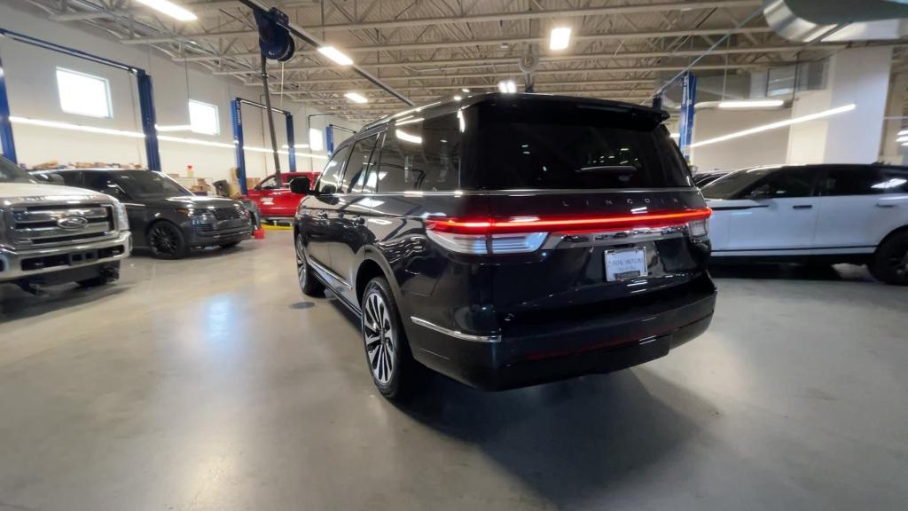 new 2024 Lincoln Navigator car, priced at $95,799