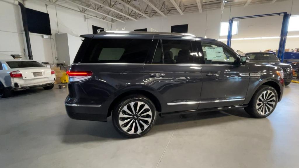 new 2024 Lincoln Navigator car, priced at $95,799