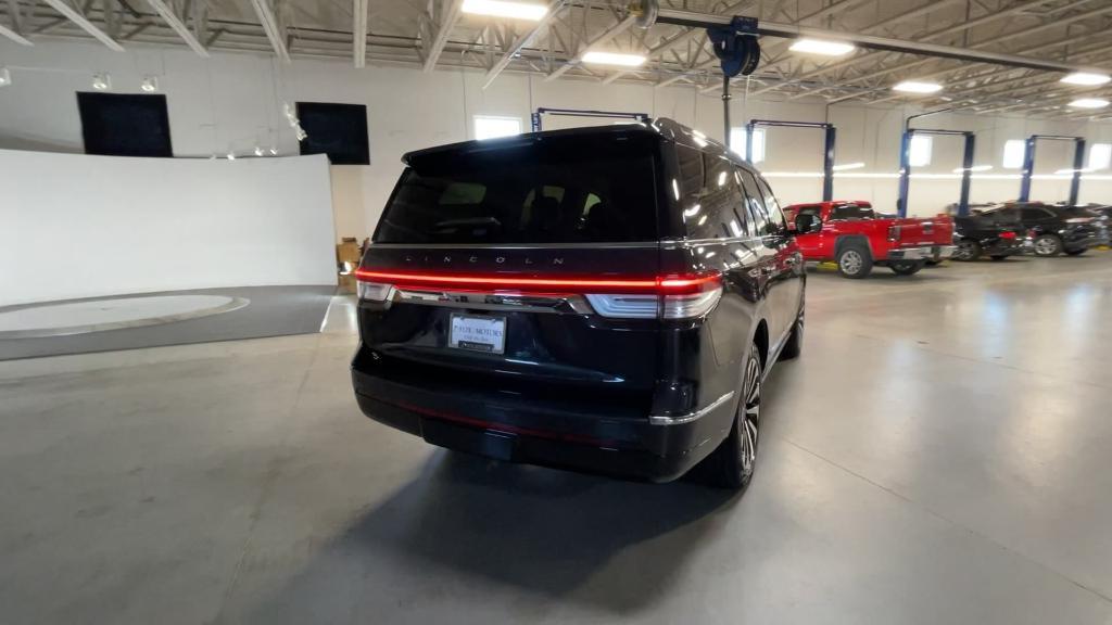 new 2024 Lincoln Navigator car, priced at $95,799