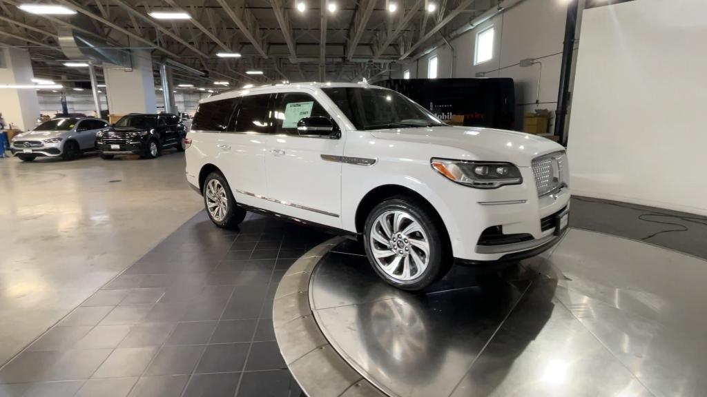 new 2024 Lincoln Navigator car, priced at $94,599