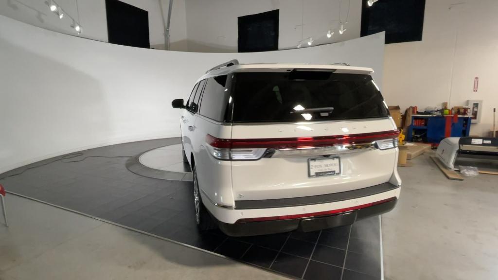 new 2024 Lincoln Navigator car, priced at $94,599