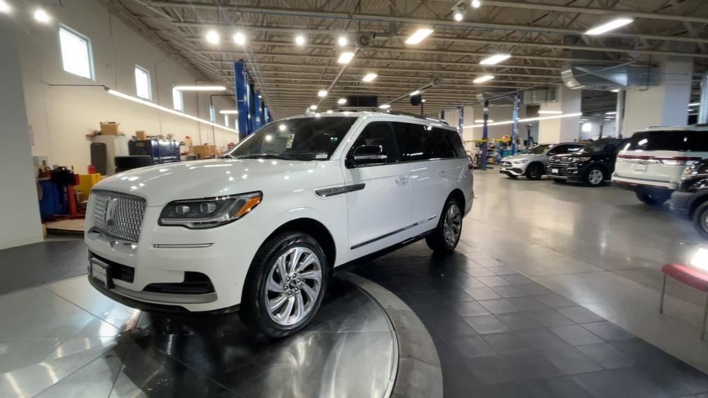 new 2024 Lincoln Navigator car, priced at $94,599