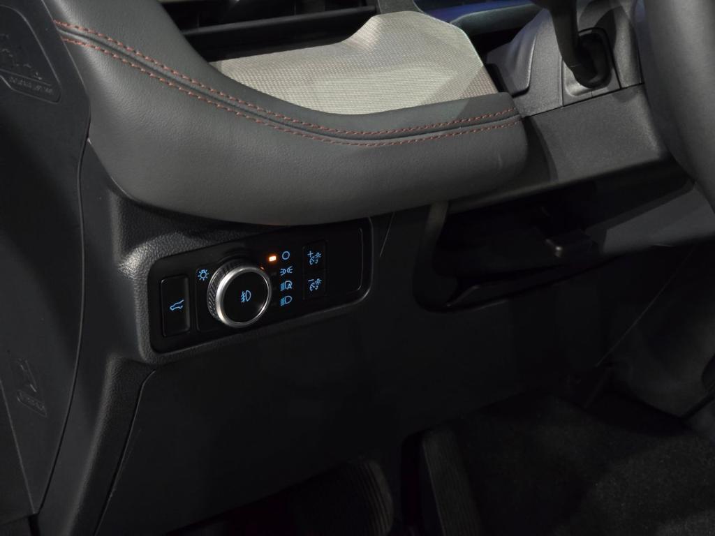 new 2025 Ford Explorer car, priced at $43,451