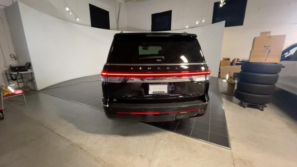 new 2024 Lincoln Navigator car, priced at $95,599