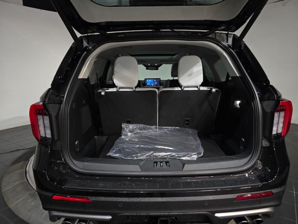 new 2025 Ford Explorer car, priced at $57,021
