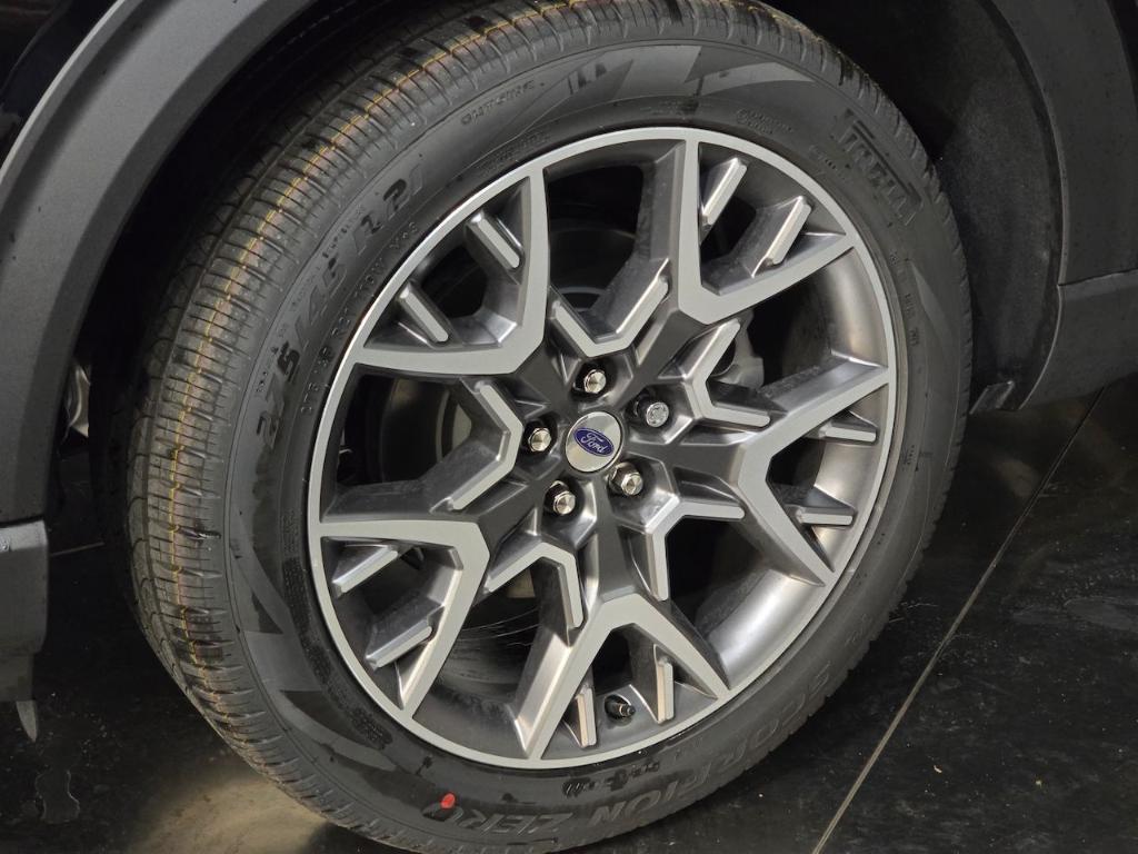 new 2025 Ford Explorer car, priced at $57,021
