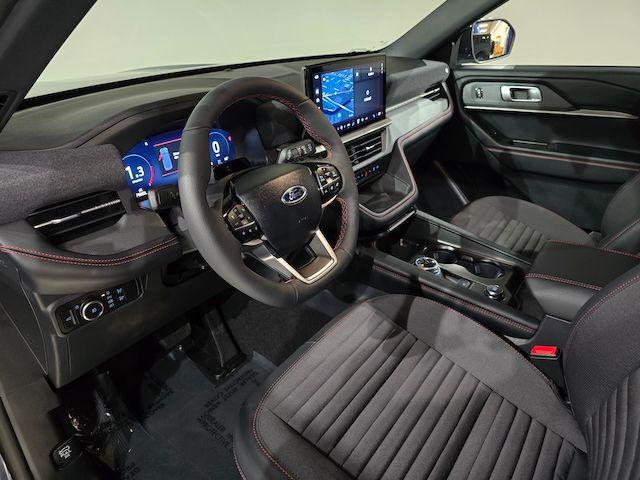 new 2025 Ford Explorer car, priced at $45,696