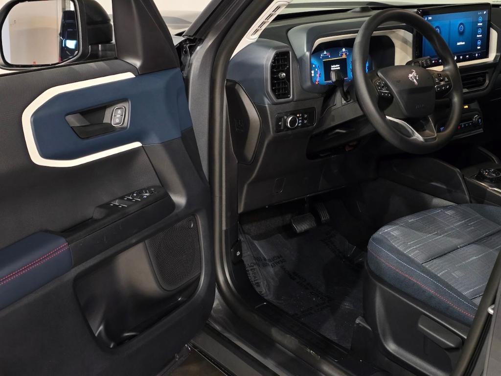 new 2025 Ford Bronco Sport car, priced at $33,872