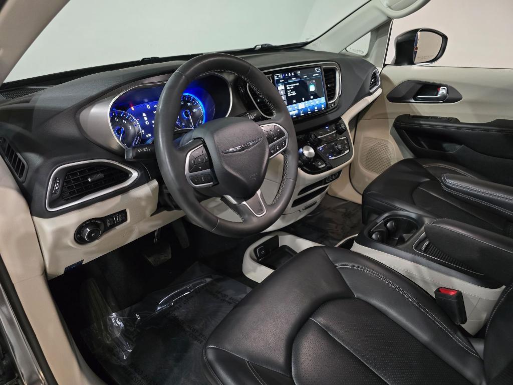 used 2023 Chrysler Pacifica car, priced at $23,182