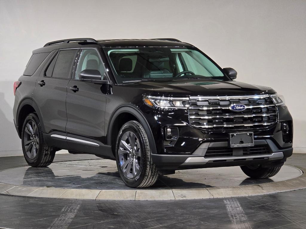 new 2025 Ford Explorer car, priced at $46,914