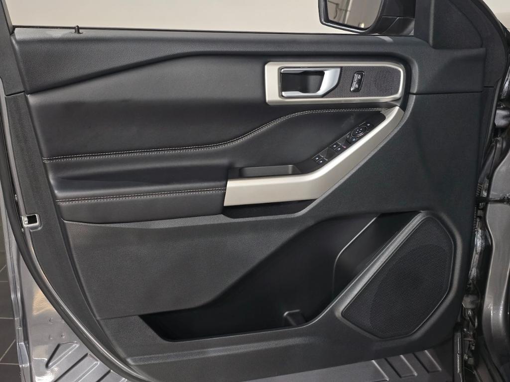 used 2023 Ford Explorer car, priced at $30,753