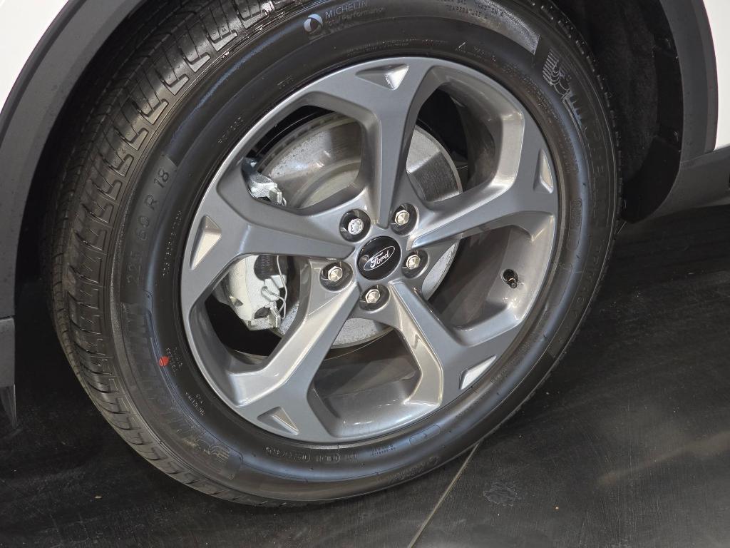 new 2026 Ford Escape car, priced at $36,095