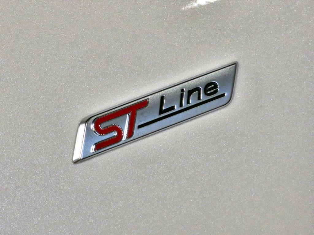 new 2026 Ford Escape car, priced at $36,095