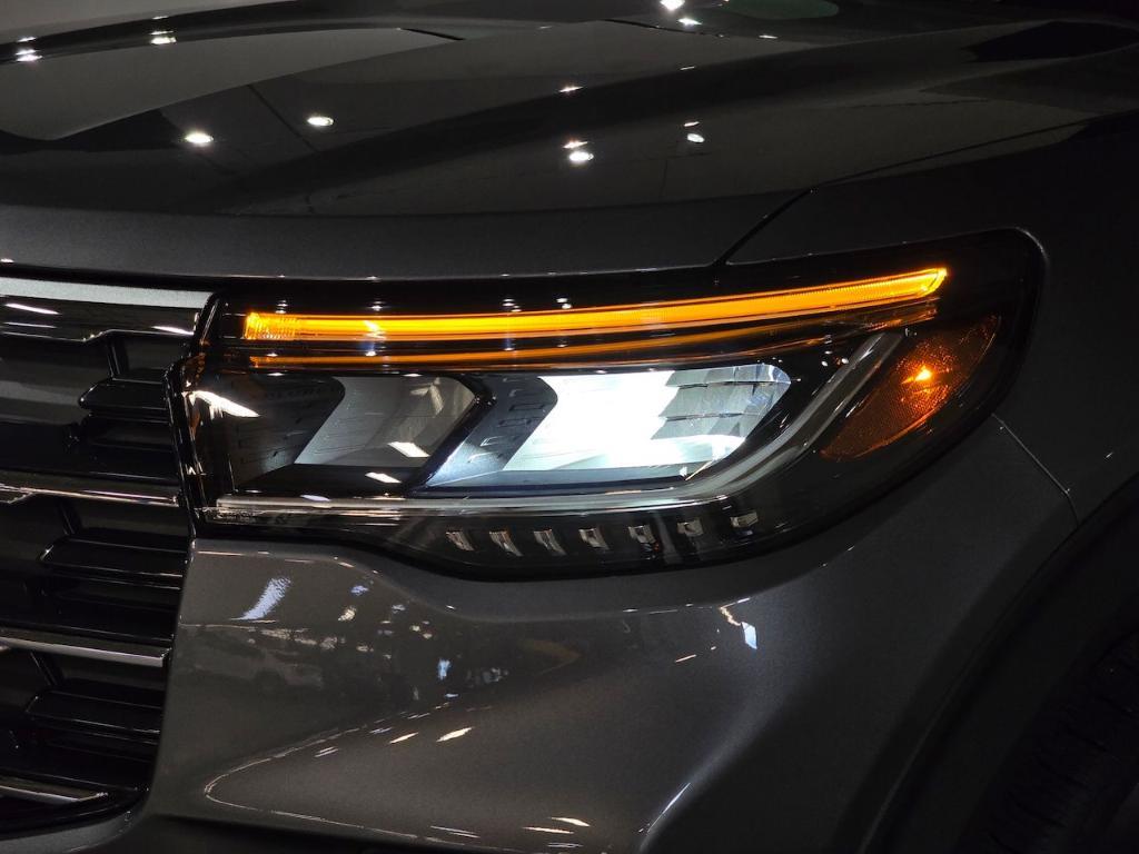 new 2026 Ford Explorer car, priced at $42,280