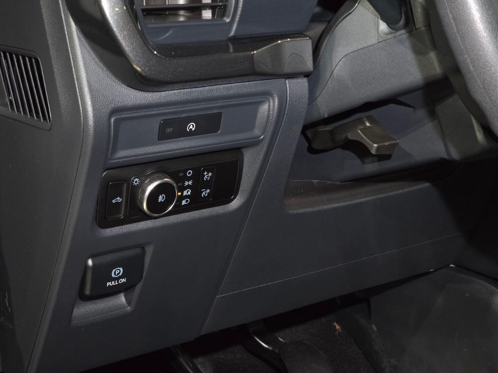 new 2025 Ford F-150 car, priced at $48,152