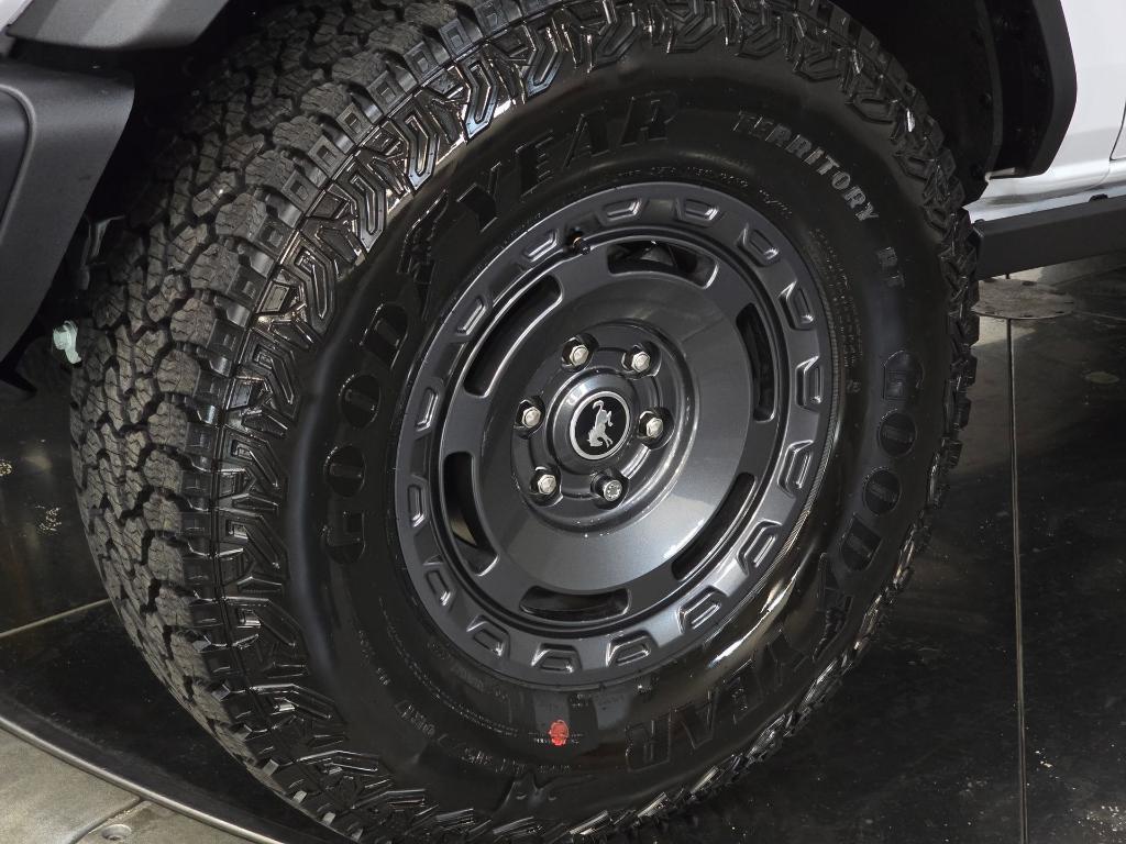 new 2025 Ford Bronco car, priced at $53,402