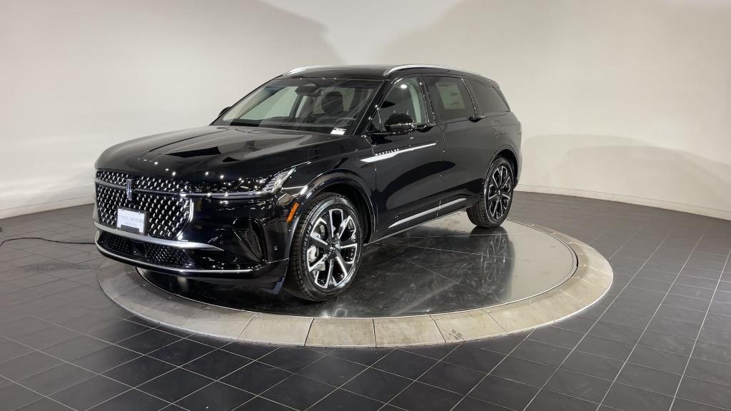 new 2024 Lincoln Nautilus car, priced at $56,499