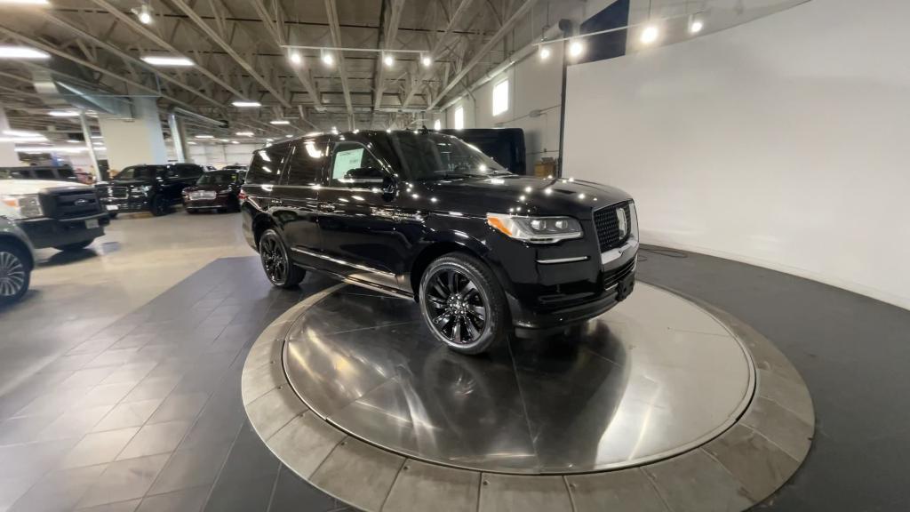 new 2024 Lincoln Navigator car, priced at $95,299