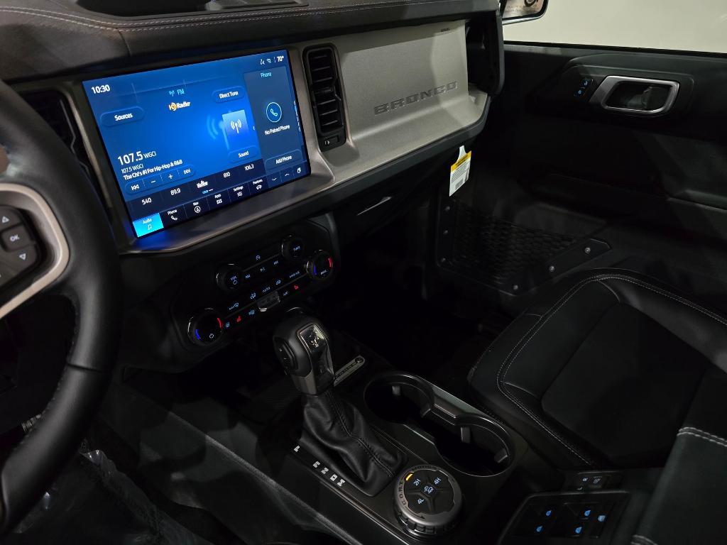 new 2025 Ford Bronco car, priced at $48,258