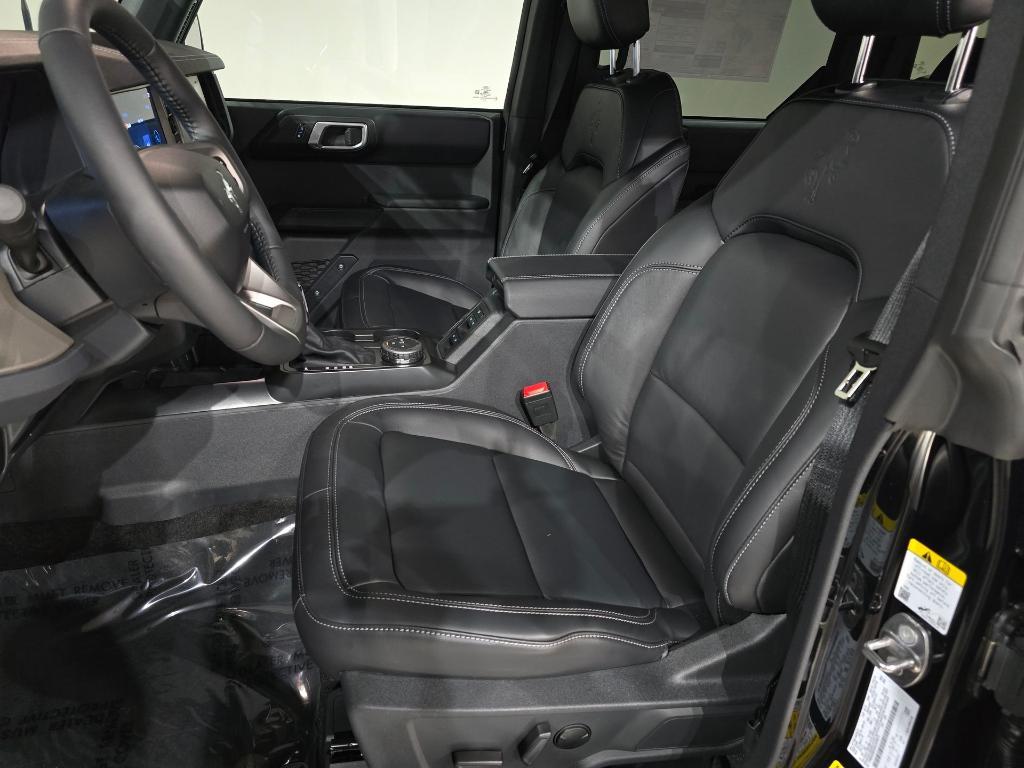 new 2025 Ford Bronco car, priced at $48,258
