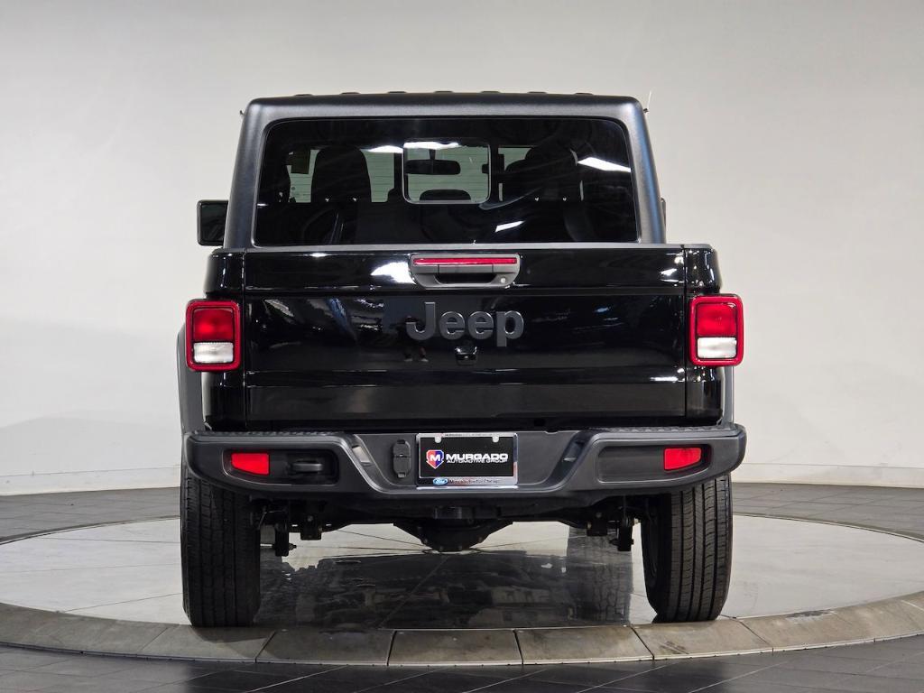 used 2023 Jeep Gladiator car, priced at $27,260
